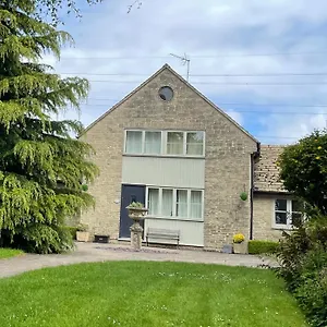 https://sherbourne-cottage-seven-springs-cottages.cardiffhotelswales.com